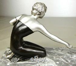 1920/1930 Uriano Sculpture Statue Epoque Elegant Art Deco Woman Bird Paradise