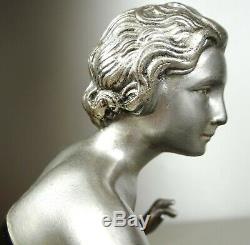 1920/1930 Uriano Sculpture Statue Epoque Elegant Art Deco Woman Bird Paradise