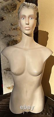 Ancien Mannequin Women's Bust Of The 1980s