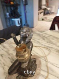 Art Deco Woman Statue Lamp