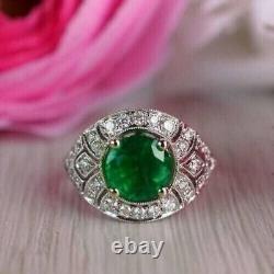 'Art Deco Women's Ring with Round 2 Ct Emerald-Imitation and Gold Plating'