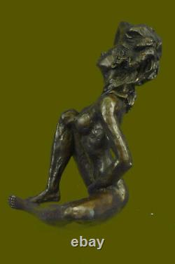 Art New Deco Bronze Chair Girl Woman Pulling Out Lady Figure Statue