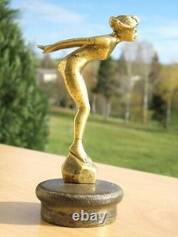 Automobile Mascot Woman Diver Albert Bronze - Radiator Cap, Art Deco