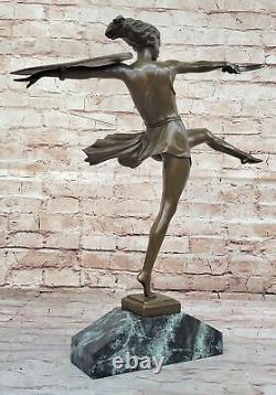 Bronze Art Deco Amazon Signed Warrior Woman Sculpture Hot Deal