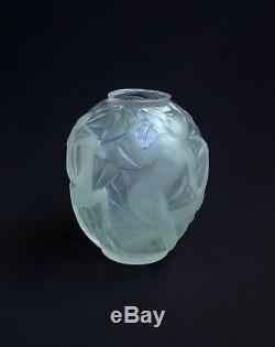 Gueron & Edouard Cazaux, Beautiful Vase Art Deco Glass, Decor Women & Antilope