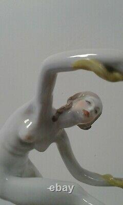 Herend Hungary-art Deco-nude Figurine-woman With Hand-painted Scarf