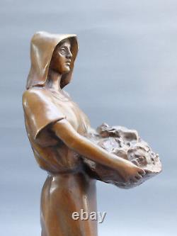 L. A. Carvin 1875-1951 Woman Au Basket Bronze Scuplture Statuette Art Deco 1900