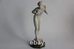 Naked woman porcelain Prof. Otto Poertzel Germany Art Deco (64274)