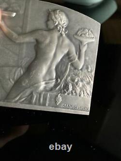 Old Medaille Silver Woman Art Deco Sign R Lamourdieu Vintage