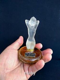 Old perfume bottle Art Deco period frosted nude woman stopper Lalique style