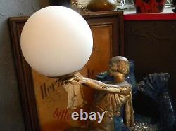 Pose Lamp Art Deco Woman At The Ball In Regular Signed Carlier