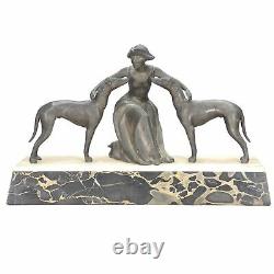 Regulated Period Art Deco 1930 On Base In Onyx Young Woman With Levaries