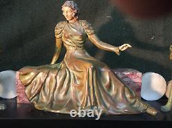 Sculpture Art Deco Woman With Regulated Dogs And Marble