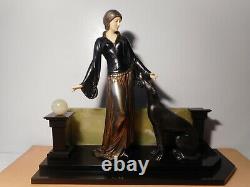 Sculpture Statue Regulates Art Deco Woman Chryselephantine Elegant Greyhound