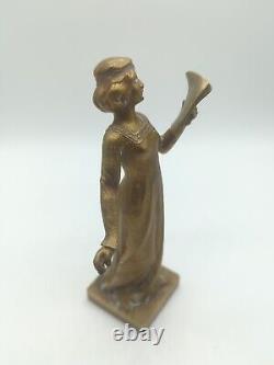 Statue, Art Deco bronze sculpture of a signed woman by H. Poirier