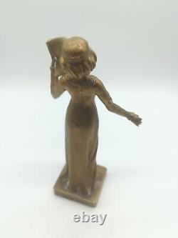 Statue, Art Deco bronze sculpture of a signed woman by H. Poirier