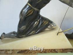 Statuette Chyselephantine Woman Archer Greyhound Marble And Regulates 1930 Art Deco