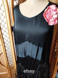 Stunning 1920s/30s Satin/Lace Dress in Very Good Condition. See Enlarged Photos.