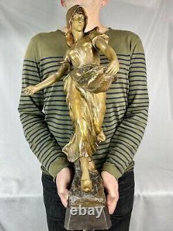 Superb Sculpture Statue Terracotta Goldscheider Woman 1900 Art Nouveau Deco