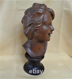 Very Pretty Bust of a Young Woman in Wood Art Deco