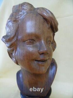 Very Pretty Bust of a Young Woman in Wood Art Deco