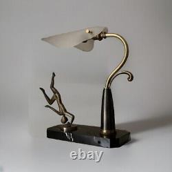 Vintage Art Deco Art Nouveau Sculpture of a Acrobat Woman in Bronze Lamp