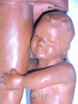 08b46 Ancienne Statue Terre Cuite Femme Et Enfant Sur La Plage Art Déco Signe