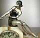 1920/1930 Uriano Statue Sculpture Pendule Art Deco Horloge Femme Pêcheuse Phoque