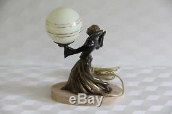 Ancienne lampe veilleuse art deco 1930 femme antique lamp figurine woman statue