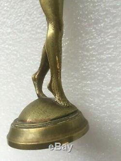 Ancienne mascotte bouchon de radiateur en bronze signé Detresme femme art déco