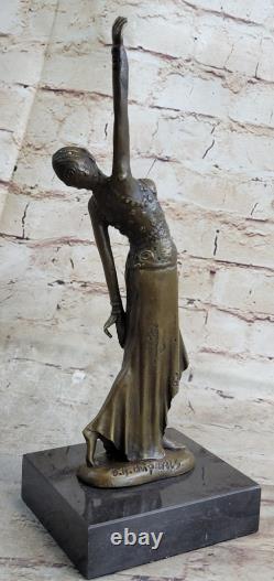 Art Déco Bronze Femme Signée Chiparus Musée Qualité Sur Marbre la Base