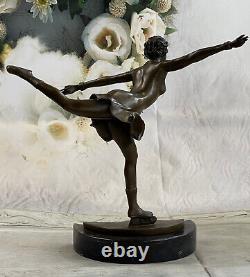 Art Déco Bronze Figurine De Un Patineuse Femelle Femme Sur Solide Marbre Base