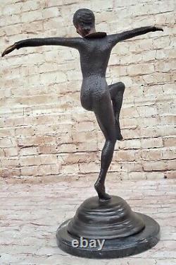 Art Déco Chiparus Femme Danseuse Sculpture Avec Deux Ton Patine