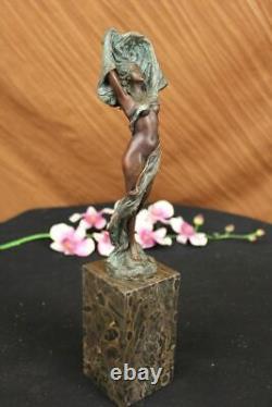 Art Déco Mi Siècle Chair Femelle Fille Femme Dame Bronze Sculpture Ouvre