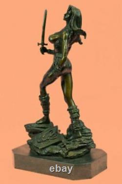 Art Déco / Nouveau Femelle Femme Amazone Guerrier Bronze Sculpture'Lost' Cire