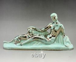 Art Déco ODYV statue en faiencefemme nue au panthèrecamaïeu vert pâle argenté