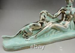 Art Déco ODYV statue en faiencefemme nue au panthèrecamaïeu vert pâle argenté