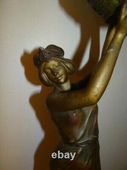 Belle Sculpture Femme au Cratère Art Déco par Paul PHILIPPE (1870-1930)