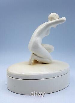 Boite en porcelaine femme nue regardant l'horizon Art Déco