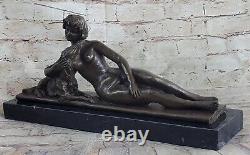 Bronze Sculpture Statue Art Déco Signée L. Bruns France Nu Femme Avec Her Chien