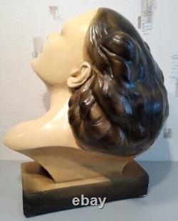 Buste de femme en plâtre. Art Déco. D'après Salvatore MELANI