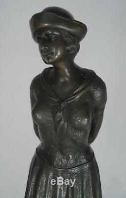 D. H. Chiparus (d'après) Bronze socle marbre représentant une femme Art Déco
