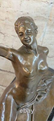 Femelle Bronze Chair Figurine Statue Nue Classique Femme Art Déco Sculpture De