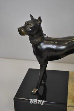 Gori, Femme aux dogues, sculpture signée, Art déco XXème siècle