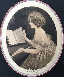 Gravure Art Déco Maurice Millière Portrait Femme Mode au Piano Musique Partition