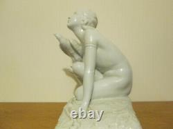 Groupe Sculpture Faience Art Deco Ceramique Signe Rezl Amazone Femme Nue Aigle