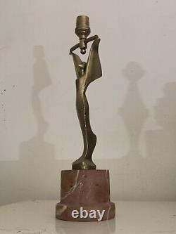 Lampe Art Deco Sculpture En Fonte D'aluminium Femme Ailée Socle Marbre Rose 1920