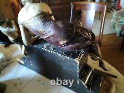 MAGNIFIQUE STATUE FEMME ART DECO 1930 EN REGULE signé URIANO OBJET VITRINE