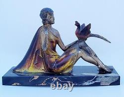 SCULPTURE ART DECO en régule FEMME a l' OISEAU 1920/1930 signé H BAL