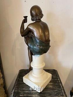 Sculpture De Femme En Bronze Style Art Déco Sur Socle Pierre Blanche Début Xxeme